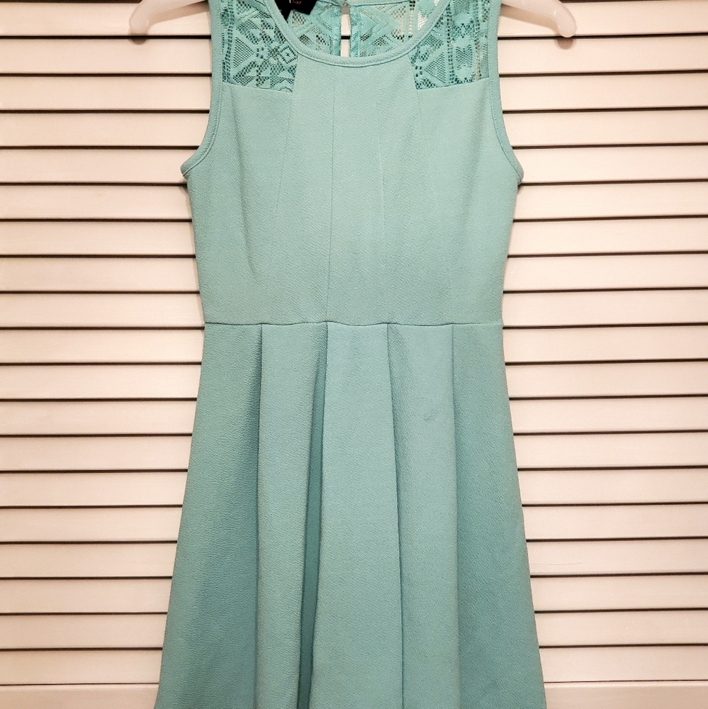 BCX girl dress